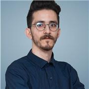 Jeune Professeur plein d'énergie Diplômée en ingénierie financière